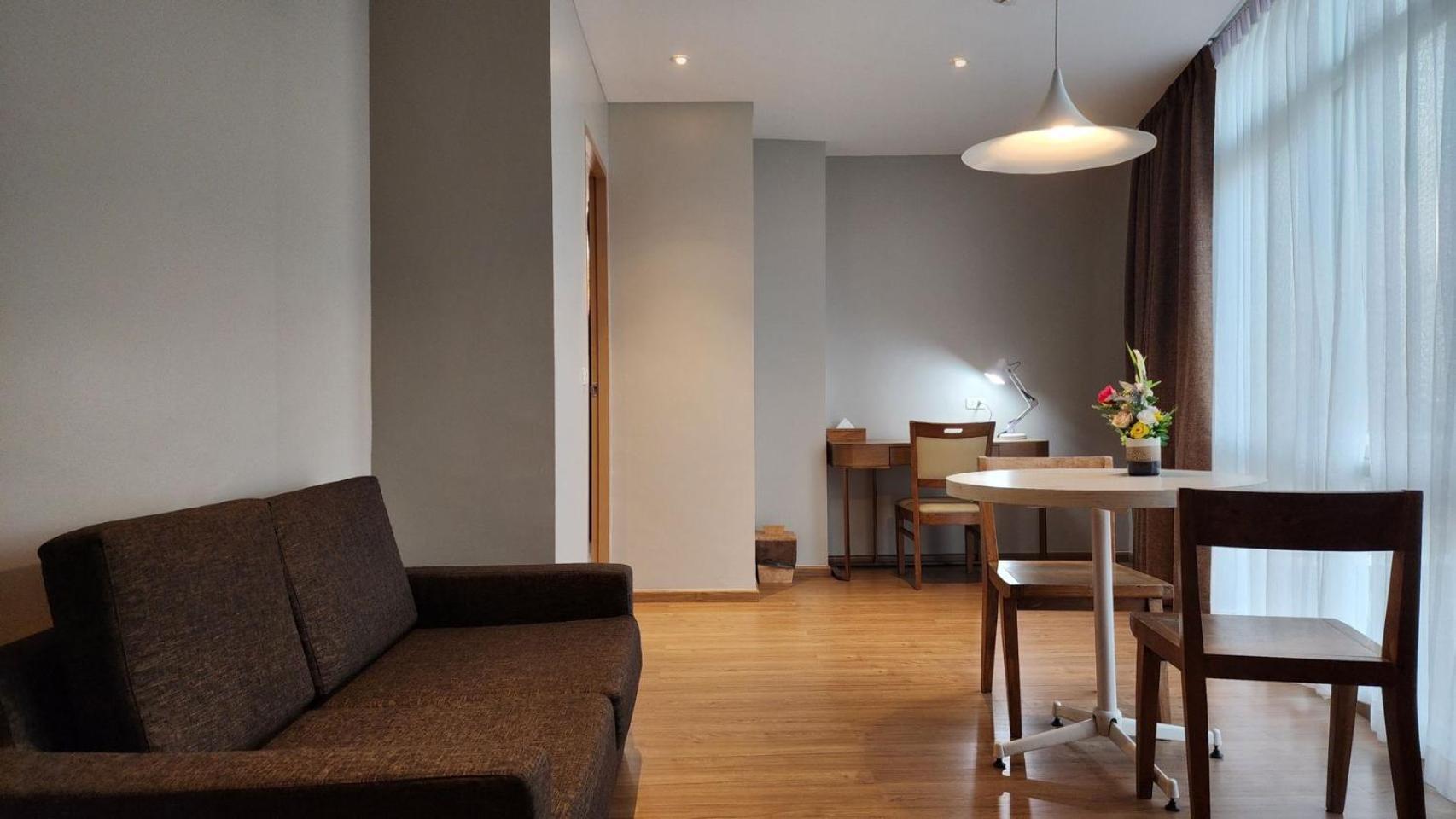 Brighton Hotel Бангкок Экстерьер фото